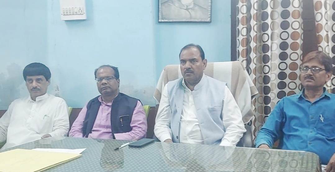 Bihar News: Government should withdraw the Tughlaqi decree issued in relation to teachers