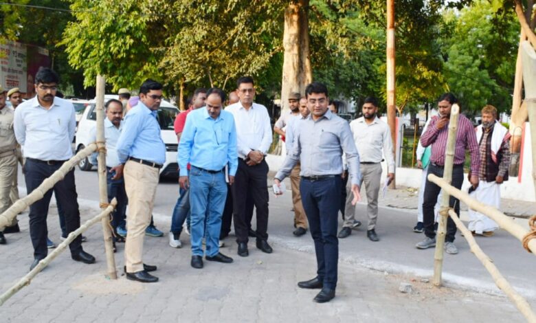 Prayagraj News: District Magistrate inspected the counting place in view of preparations for urban body elections