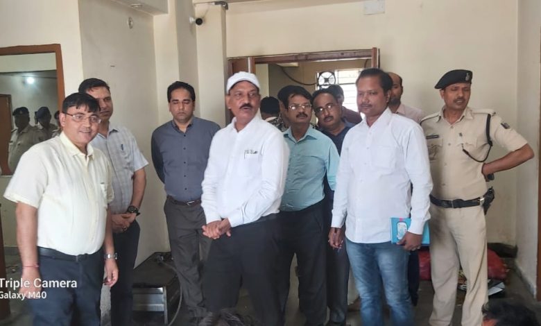 Bihar News बेहतर इंजीनियर बनकर देश की सेवा करें इंजीनियरिंग कॉलेज के छात्र-छात्राएं : जिलाधिकारी