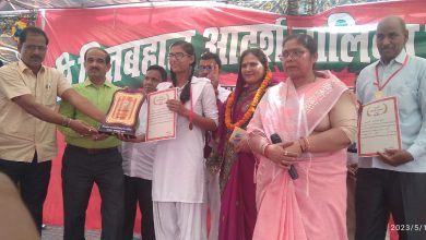 अम्बेडकर नगर न्यूज चित बहाल के छात्र छात्राओं ने हाईस्कूल व इंटरमीडिएट के परीक्षा परिणाम में प्रदेश व जिले के टॉप विद्यालय का नाम किया रोशन