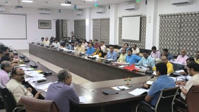 Prayagraj News :जिलाधिकारी ने प्रधानमंत्री आवास योजना एवं मुख्यमंत्री आवास योजना के तहत पूर्ण किए गए आवासों की जिओ टैगिंग व फोटोग्राफी कराने के दिए निर्देश