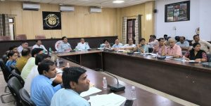 Prayaagraj News : जिलाधिकारी की अध्यक्षता में जिला उद्योग बन्धु समिति की बैठक सम्पन्न