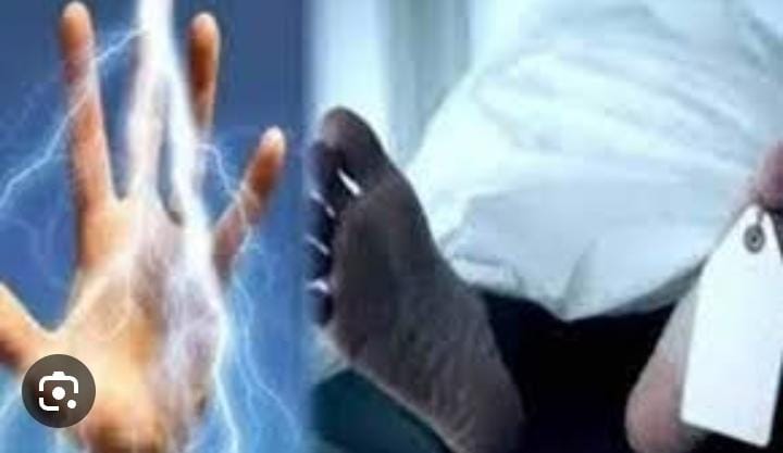 अम्बेडकर नगर न्यूज : रास्ते में गिरे हाई वोल्टेज तार की चपेट में आने से दूध विक्रेता की दर्दनाक मौत परिजनों में मचा कोहराम