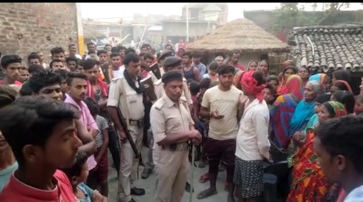 Bihar News घरेलू विवाद में कलयुगी पुत्र ने ईट से कुचलकर की पिता की हत्या