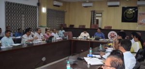 Prayaagraj News : जिलाधिकारी की अध्यक्षता में जिला सलाहकार समिति की बैठक सम्पन्न
