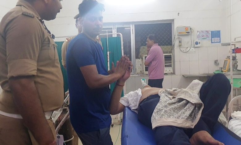 Etawah News: PAC's assistant commander and his wife attempted suicide