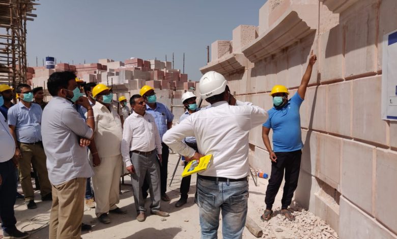 Bihar News-जिलाधिकारी ने वैशालीगढ़ में निर्माणाधीन बुद्ध सम्यक दर्शन संग्रहालय एवं बुद्ध स्मृति स्तूप का पुनः निरीक्षण किया