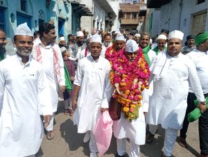 आगरा न्यूज :  मदीना के सफर पर निकले बुन्दान मियां

