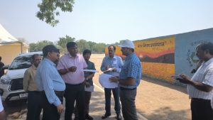 Prayaagraj News :जिलाधिकारी ने 08 जून को लाभार्थिंयों हेतु आयोजित होने वाली कार्यशाला की तैयारियों का लिया जायजा