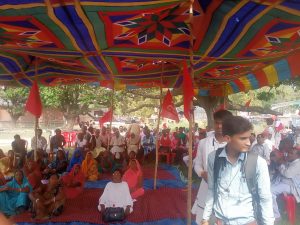 Bihar News-पातेपुर नगर पंचायत वार्ड नंबर 9 में 21 मई की रात महादलित टोला में भाकपा माले ने प्रतिशोध मार्च निकाला