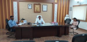 Bihar News पर्यटन विभाग द्वारा क्रियान्वित योजनाओं को अविलंब करें पूर्ण : जिलाधिकारी