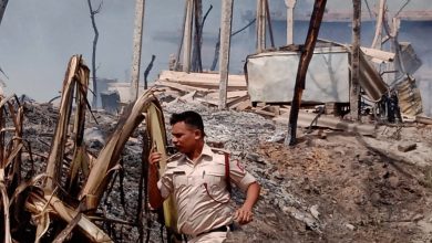 Bihar News--राजापाकर थाना के बरांटी ओपी एवं हाजीपुर प्रखंड क्षेत्र के चकुंदा उर्फ मिल्की पंचायत के वार्ड नंबर 6 बेझा गांव में लगी भीषण आग
