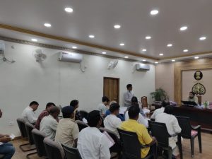 Bihar News--मुख्यमंत्री ग्रामीण सोलर लाईट योजना की प्रगति का जिलाधिकारी ने की समीक्षा
