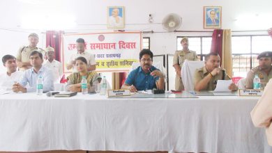 प्रतापगढ  न्यूज : जिलाधिकारी ने सदर सम्पूर्ण समाधान दिवस पर सुनी शिकायतें, 08 मामलों का मौके पर किया निस्तारण