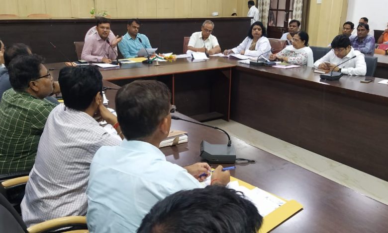 Prayaagraj News :मुख्य विकास अधिकारी महोदय, की अध्यक्षता में विशेष संचारी रोग नियंत्रण अभियान की द्वितीय अंतर्विभागीय बैठक का आयोजन