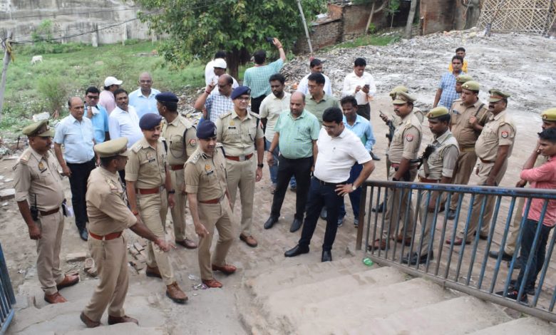 Prayaagraj News : जिलाधिकारी एवं अपर पुलिस आयुक्त ने कावंड यात्रा के मार्गों का निरीक्षण करते हुए व्यवस्थाओं का लिया जायजा