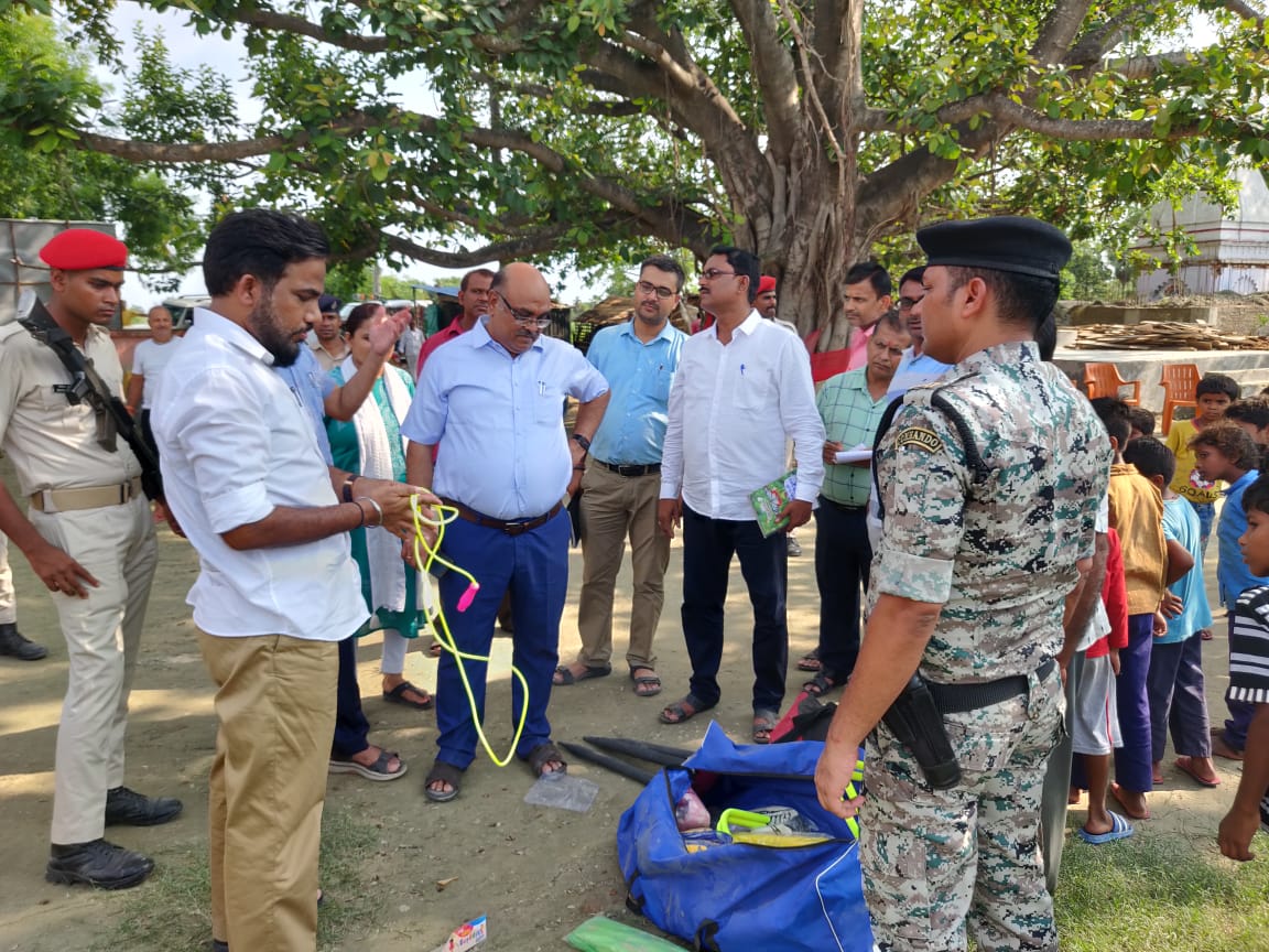 Bihar News--Along with studies in school, teachers should also pay attention to children's sports and games--District Magistrate