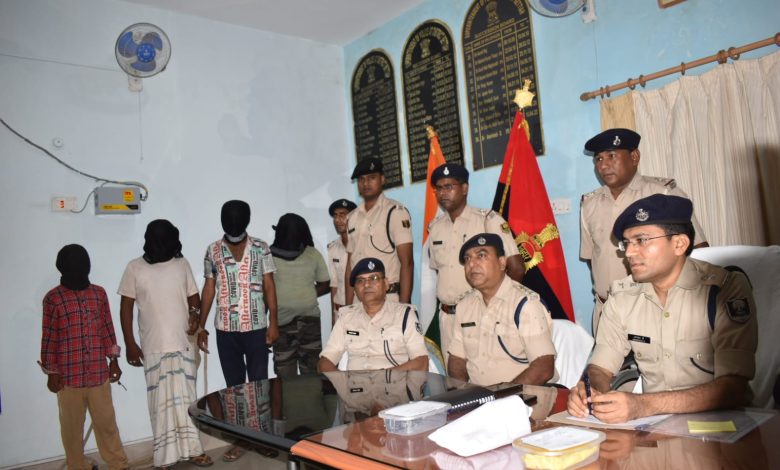Bihar News दो लोगों से रंगदारी मांगने के मामले में चार अपराधी गिरफ्तार