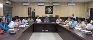 Prayaagraj News :जिलाधिकारी ने बरसात के समय सम्भावित बाढ़ के दृष्टिगत सभी आवश्यक तैयारियां समय से पूर्ण करने के दिए निर्देश