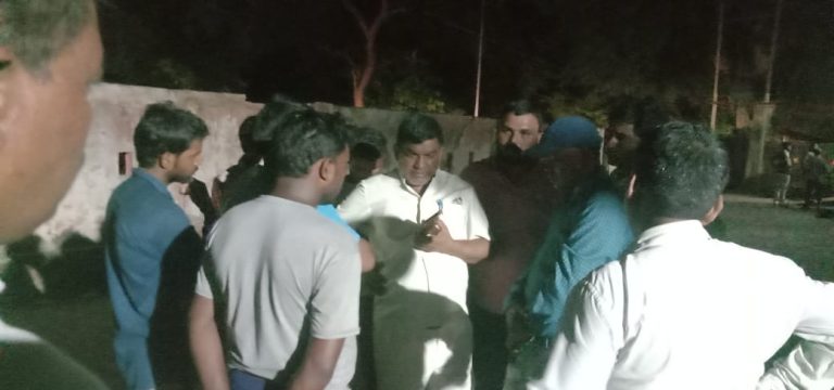 प्रतापगढ़  न्यूज : वाराणसी-लखनऊ हाईवे पर विक्रमपुर मोड़ के पास दर्दनाक दुर्घटना