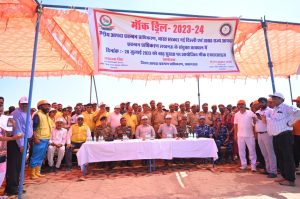Prayaagraj News :जिलाधिकारी की अध्यक्षता में आपदा से बचाव हेतु ‘‘राज्य स्तरीय माॅक एक्सरसाइज’’ का किया गया आयोजन