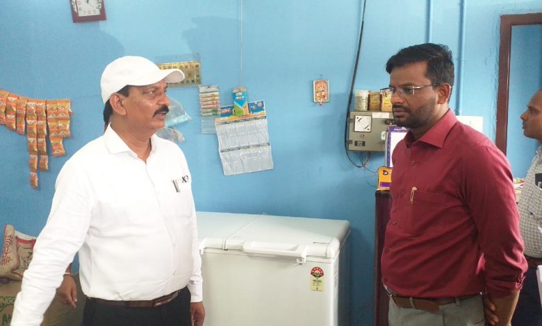 Bihar News केवाईपी सेन्टर की गुणवत्ता में लाएं सुधार, बेहतर तरीके से कराएं बच्चों का कौशल विकास : जिलाधिकारी