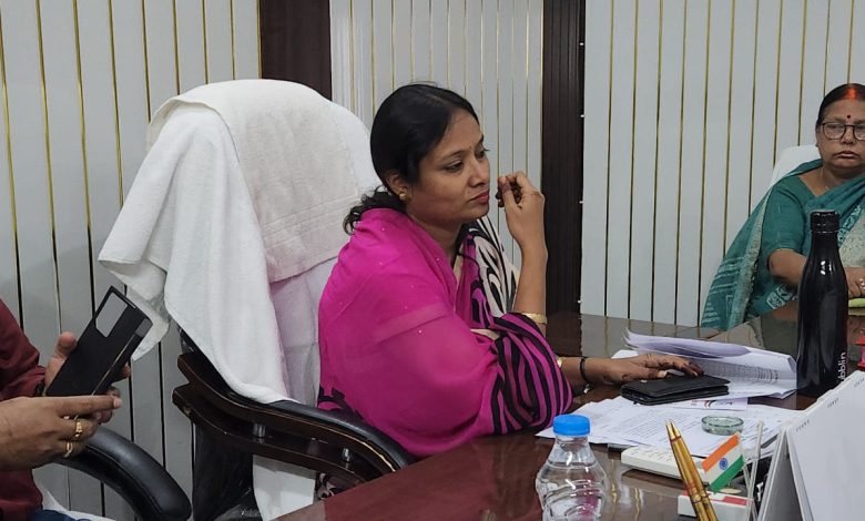 Bihar News After weighing, the cleaning outsourcing agency sold municipal waste to the people: Garima