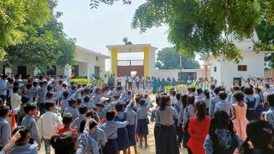 अम्बेडकरनगर न्यूज :    डा. राम मनोहर लोहिया इण्टर कॉलेज इटौरी बुजुर्ग, अम्बेडकर नगर में स्वतंत्रता दिवस का भव्य शुभारंभ एवं मनमोहक कार्यक्रमों का आयोजन
