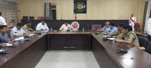 Prayaagraj News :प्रभारी जिलाधिकारी ने महात्मा गांधी जी की जयंती के अवसर पर आयोजित होने वाले कार्यक्रमों की तैयारियों की समीक्षा की