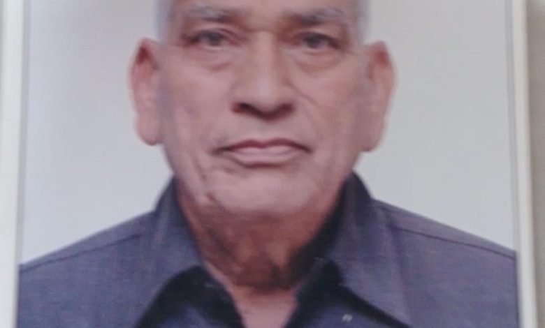 Agra News अंतरराष्ट्रीय ख्याति प्राप्त हिंदी सेवी, हिंदी विद्वान व शिक्षाविद् डॉ. श्री भगवान शर्मा के निधन पर उत्तर प्रदेश हिंदी संस्थान द्वारा निराला पुरस्कार से सम्मानित कवि-गीतकार कुमार ललित की भावभीनी श्रद्धांजलि