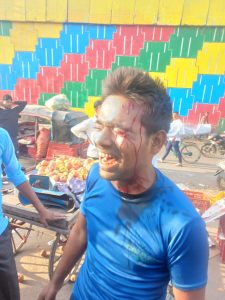 Agar News : व्यापारियों के साथ हो रही बदसलूकी के खिलाफ कमिश्नर ऑफिस पहुंचे व्यापारी 