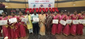 Prayaagraj News :जिला पंचायत सभागार में अमृत कलश यात्रा वंदनोत्सव कार्यक्रम का किया गया आयोजन