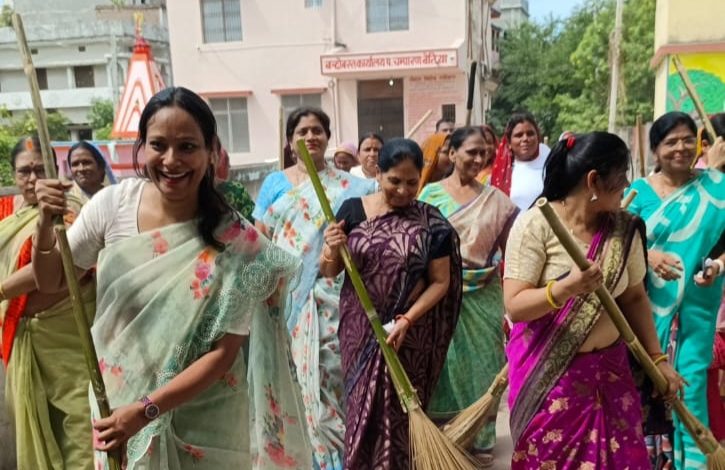 Bihar News स्वच्छता हमारे स्वस्थ व सुखी जीवन का आधार,स्वच्छता को अपनाना ही बापू को श्रद्धांजलि: गरिमा