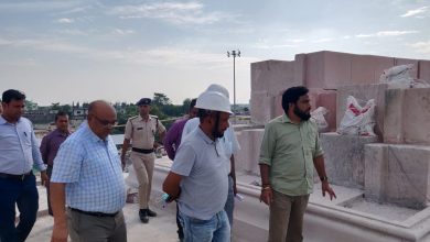 Bihar News-District Magistrate inspected the Buddha Smriti Stupa being built in Vaishaligarh.