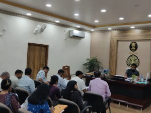 Bihar News-District Magistrate reviewed the works of electricity department