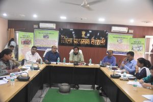 Bihar News-District Magistrate reviewed the voter list revision work in Vaishali Collectorate Auditorium.

