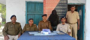 Bihar News Youth arrested with loaded country made pistol