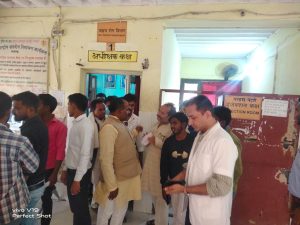 Pratapgargh News: Buddhist Arvind Patel, member of Purvanchal Development Board, visited Pratapgarh.