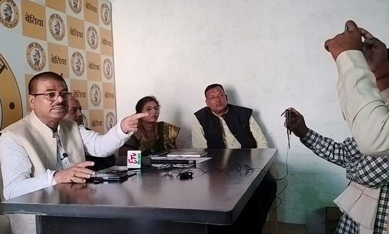 Bihar News Activists engaged in spreading the words of Prashant Kishor to the common man - Sanjay Thakur