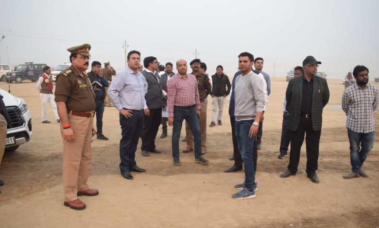 Prayagraj News: Necessary instructions given to all concerned officials to conduct Dev Diwali program in a grand and safe manner.