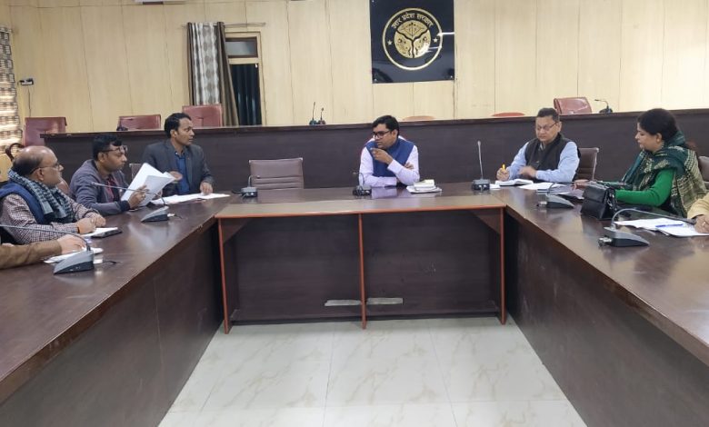 Prayagraj News :माननीय राष्ट्रीय बाल अधिकार संरक्षण आयोग द्वारा बच्चों के अधिकारों और हकदारियों के उलंघन और वंचित होने संबंधी शिकायतों के निराकरण हेतु जिला स्तरीय पीठ /शिविर आयोजित