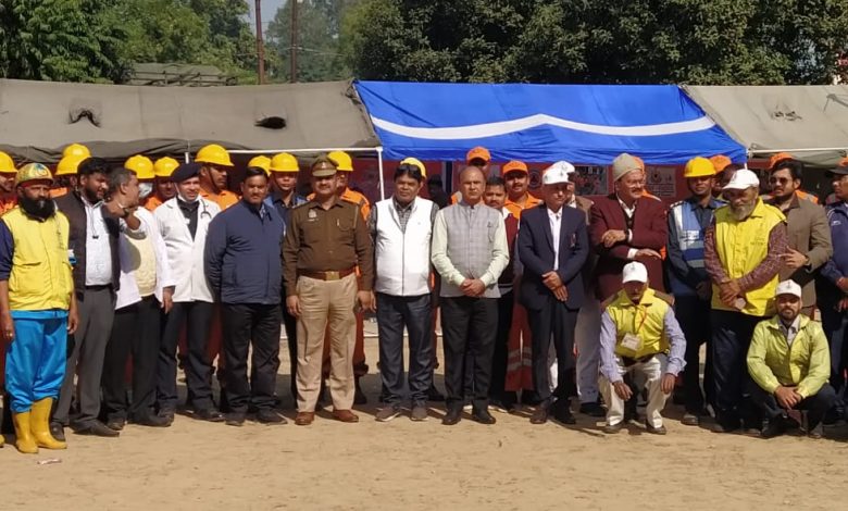 Prayagraj News: Mock exercise regarding earthquake safety and rescue, CPR and first aid.