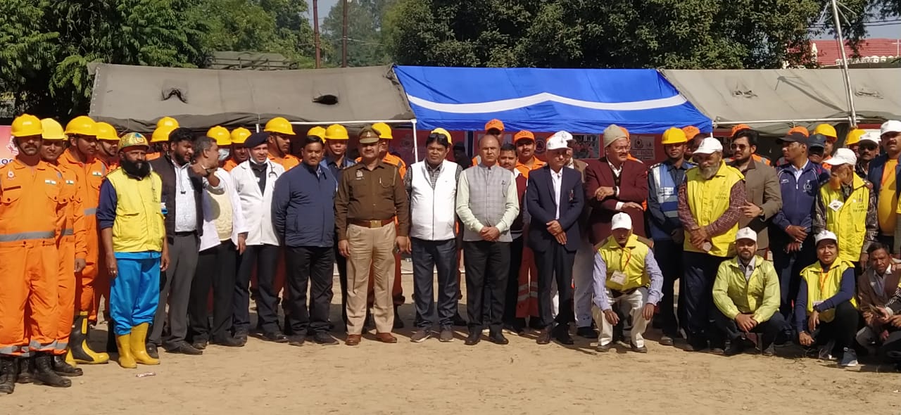 Prayagraj News: Mock exercise regarding earthquake safety and rescue, CPR and first aid.