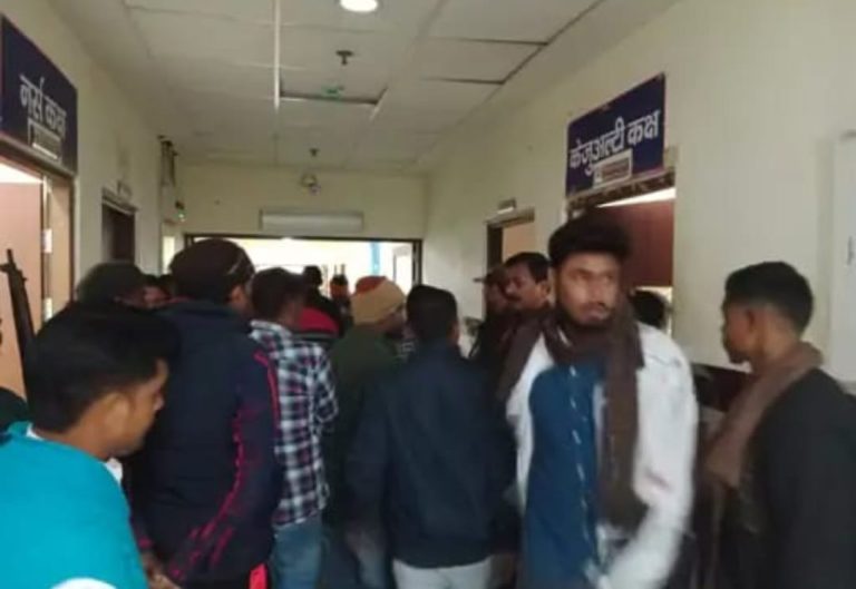 Bihar News Brother shot sister and brother-in-law, situation critical