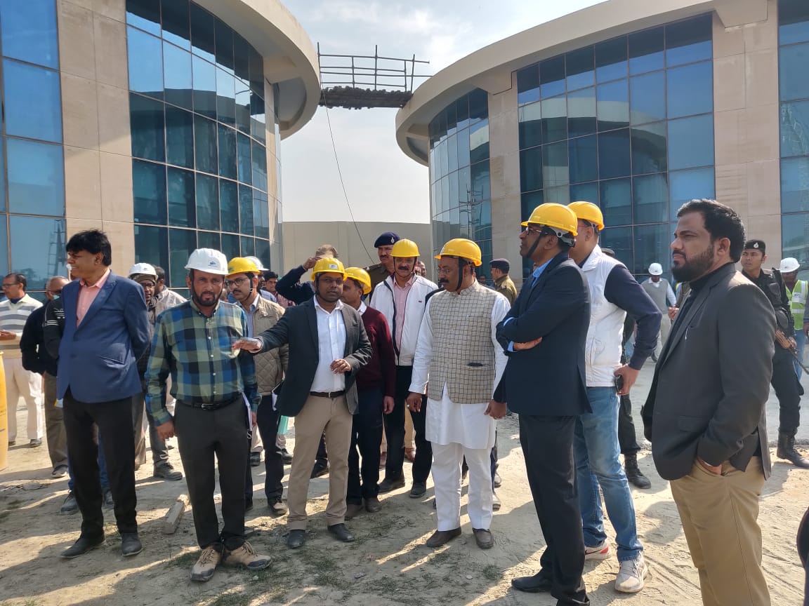 Bihar News- After inspecting the Buddha Stupa and the entire complex being built in Vaishaligarh, the Honorable Minister took information about the progress of the construction work going on there.