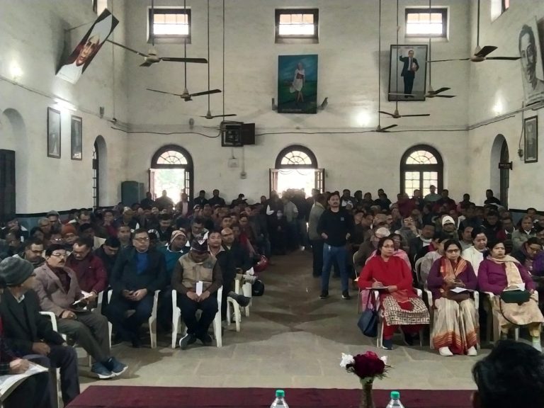 Prayagraj News: A meeting was organized regarding awareness regarding cess collection portal.