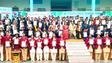 Agra News: A workshop was organized for student representatives and teachers of all the schools of the city.