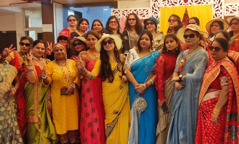 Agra News: DM sister blogger created a stir in the program