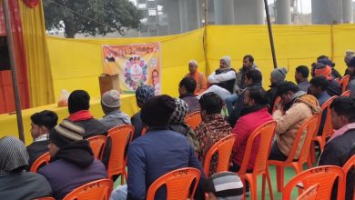 Bihar News-गोविंदचक में प्रधानमंत्री नरेन्द्र मोदी द्वारा नमो नवमतदाता सम्मेलन में लाइव प्रसारण कर मतदाताओं को किया संबोधित