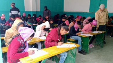 Bihar News-Newton Talent Search Exam organized by Newton Classes was conducted at two examination centers of Rajapakar block area.
